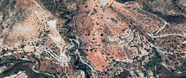 Land in Agios Therapon - view 1