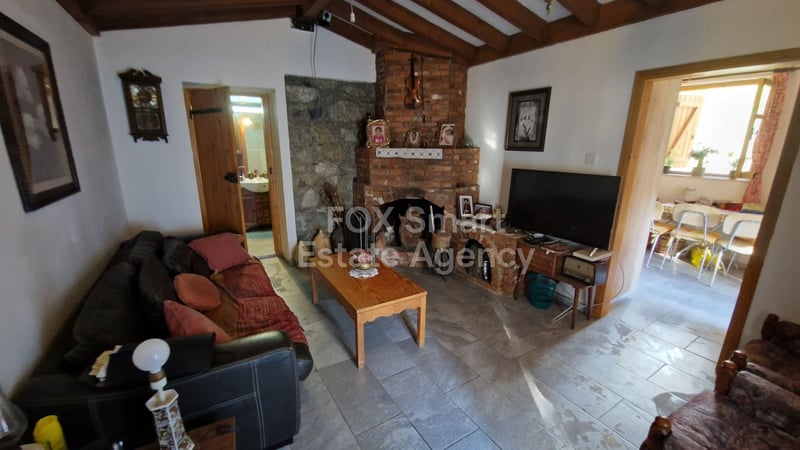 House in Palaiomylos - view 1