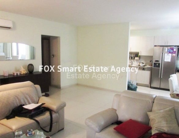 Apartment in Ayioi Omoloyites - view 1