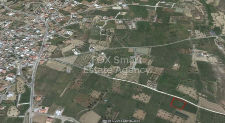 Land in Pera - view 1