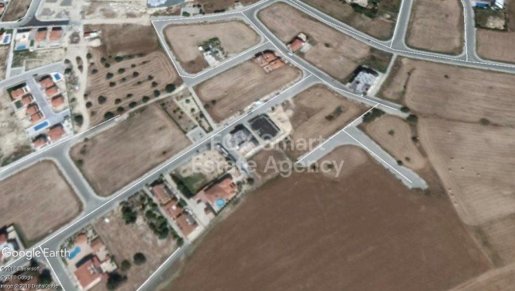 Land in Pyla - view 1