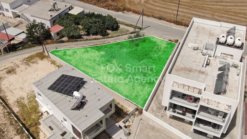 Land in Dali - view 1