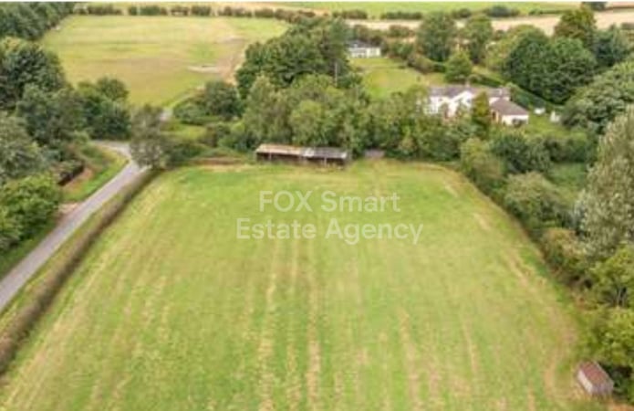 Land in Emba - view 1