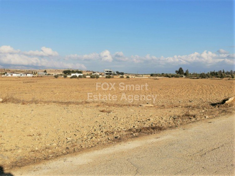 Land in Mammari - Image 2