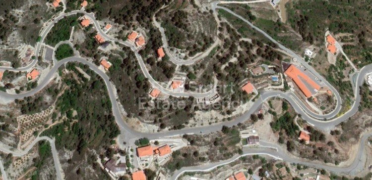 Land in Kyperounta - view 1