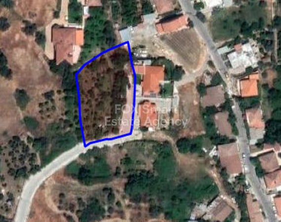 Land in Temvria - view 1