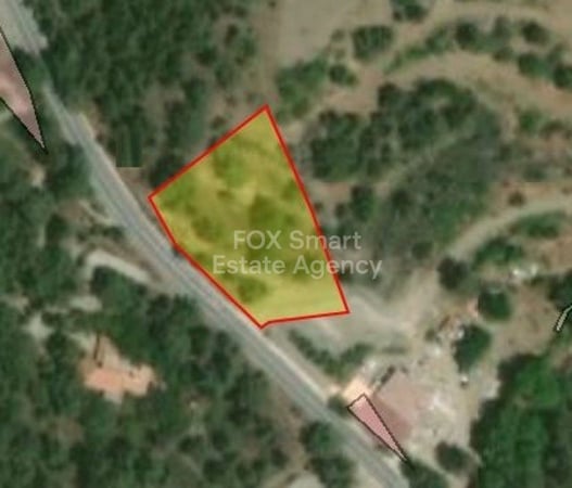 Land in Moniatis - view 1