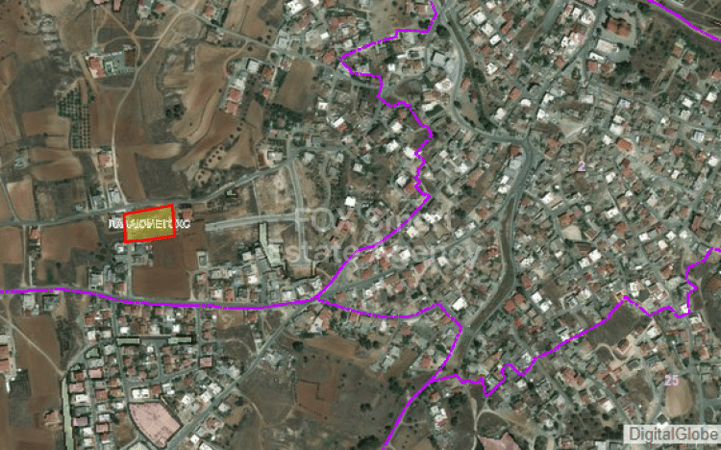 Land in Palaiometocho - view 1