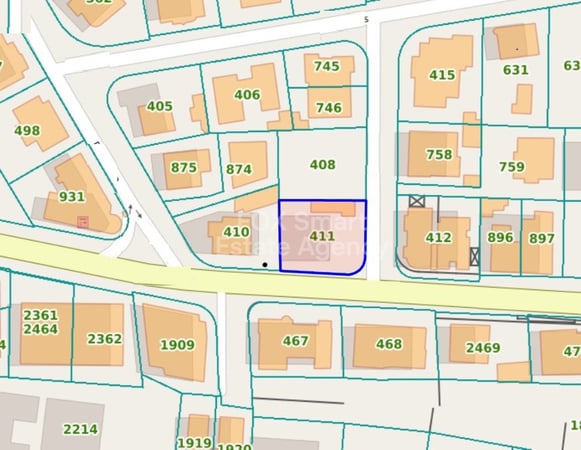 Land in Acropolis - view 1