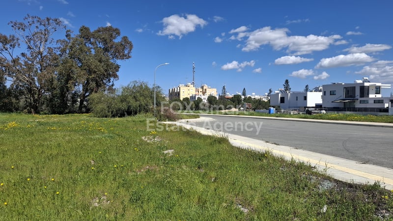 Land in Aglantzia - view 1