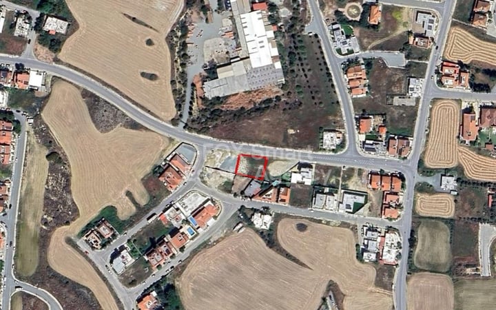 Land in Dali - view 1