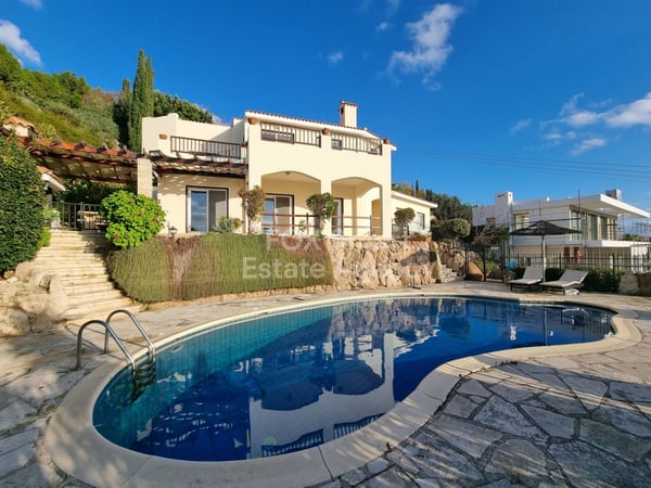 House in Tala - view 1