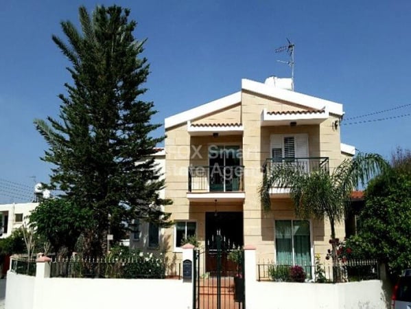 House in Agios Dometios - view 1