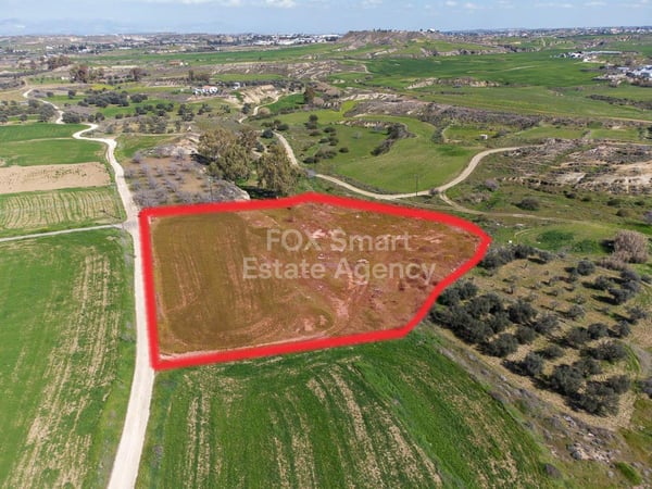 Land in Arediou - view 1