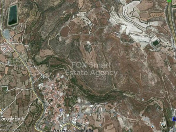 Land in Choirokoitia - view 1