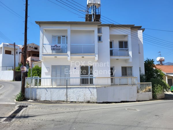 House in Lythrodontas - view 1