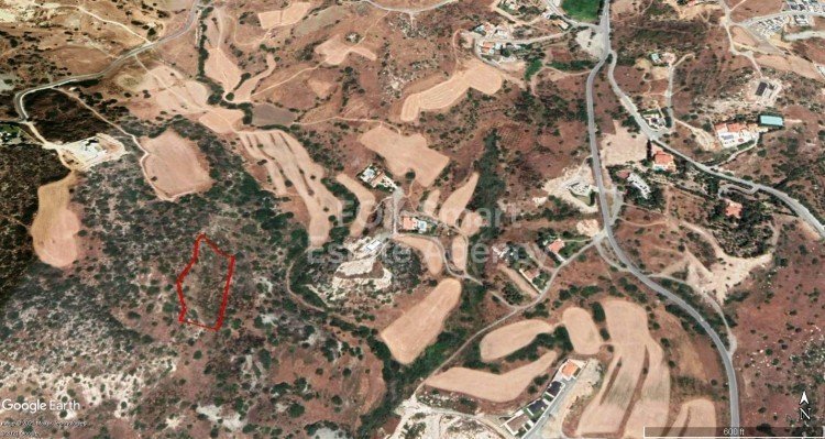 Land in Parekklisha - view 1
