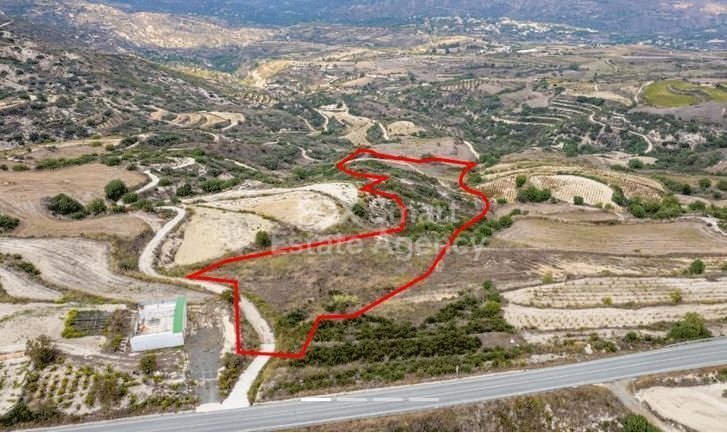 Land in Theletra - view 1