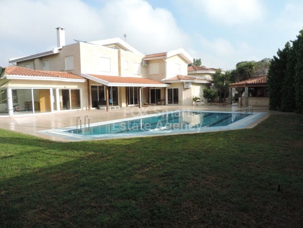 House in Latsia - view 1