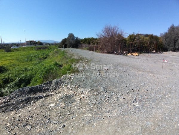 Land in Dali - view 1