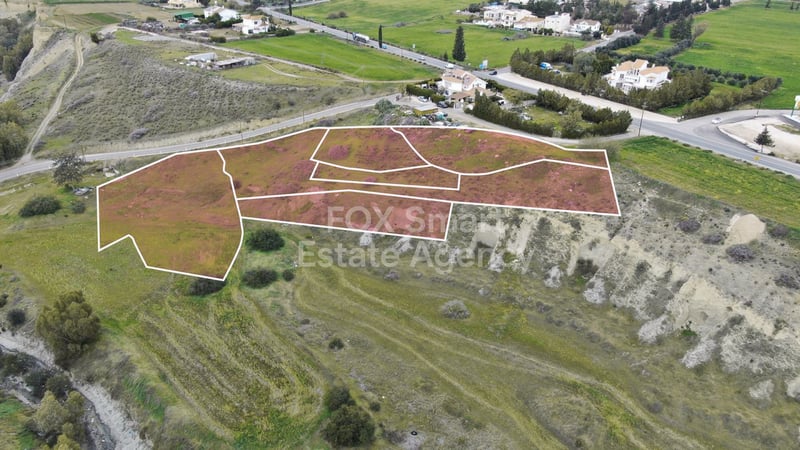 Land in Palouriotissa - view 1