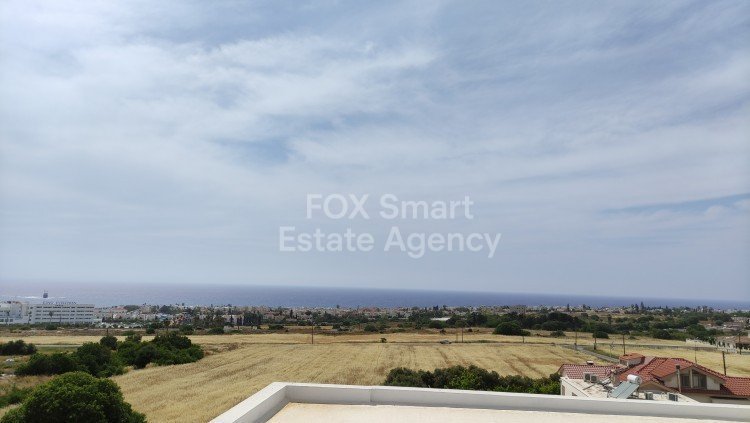 House in Chlorakas - view 1