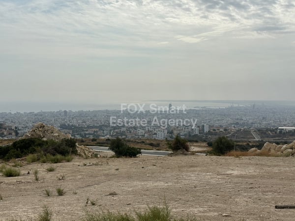 Land in Ayios Athanasios (quarter) - view 1