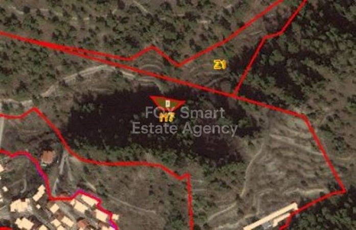 Land in Spilia - view 1