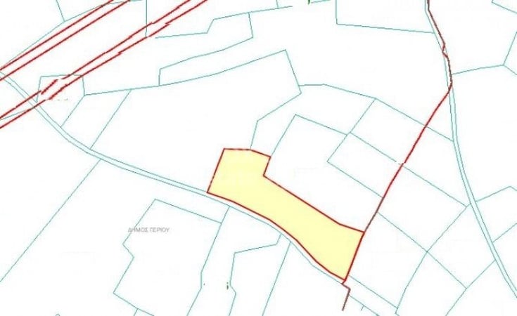 Land in Geri - view 1