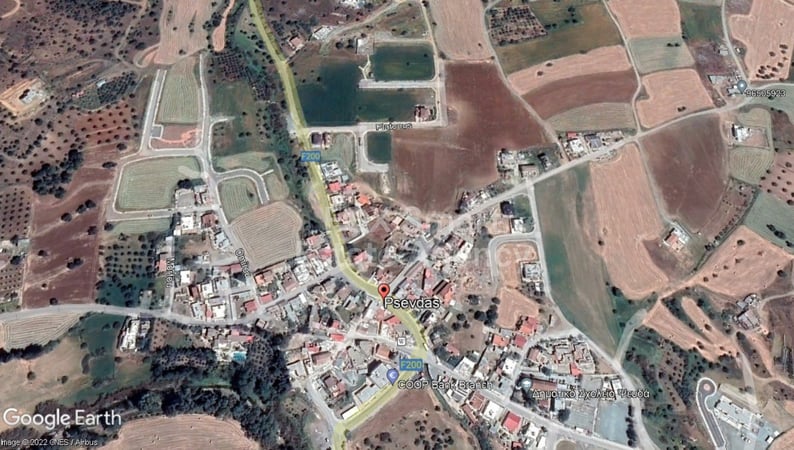 Land in Psevdas - view 1