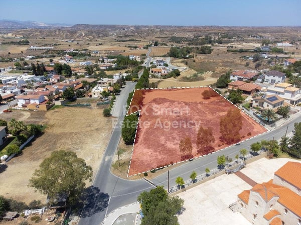 Land in Anageia - view 1