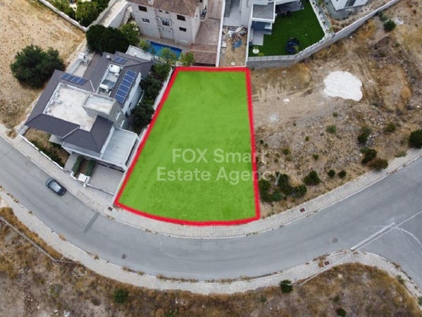 Land in Lakatamia - view 1