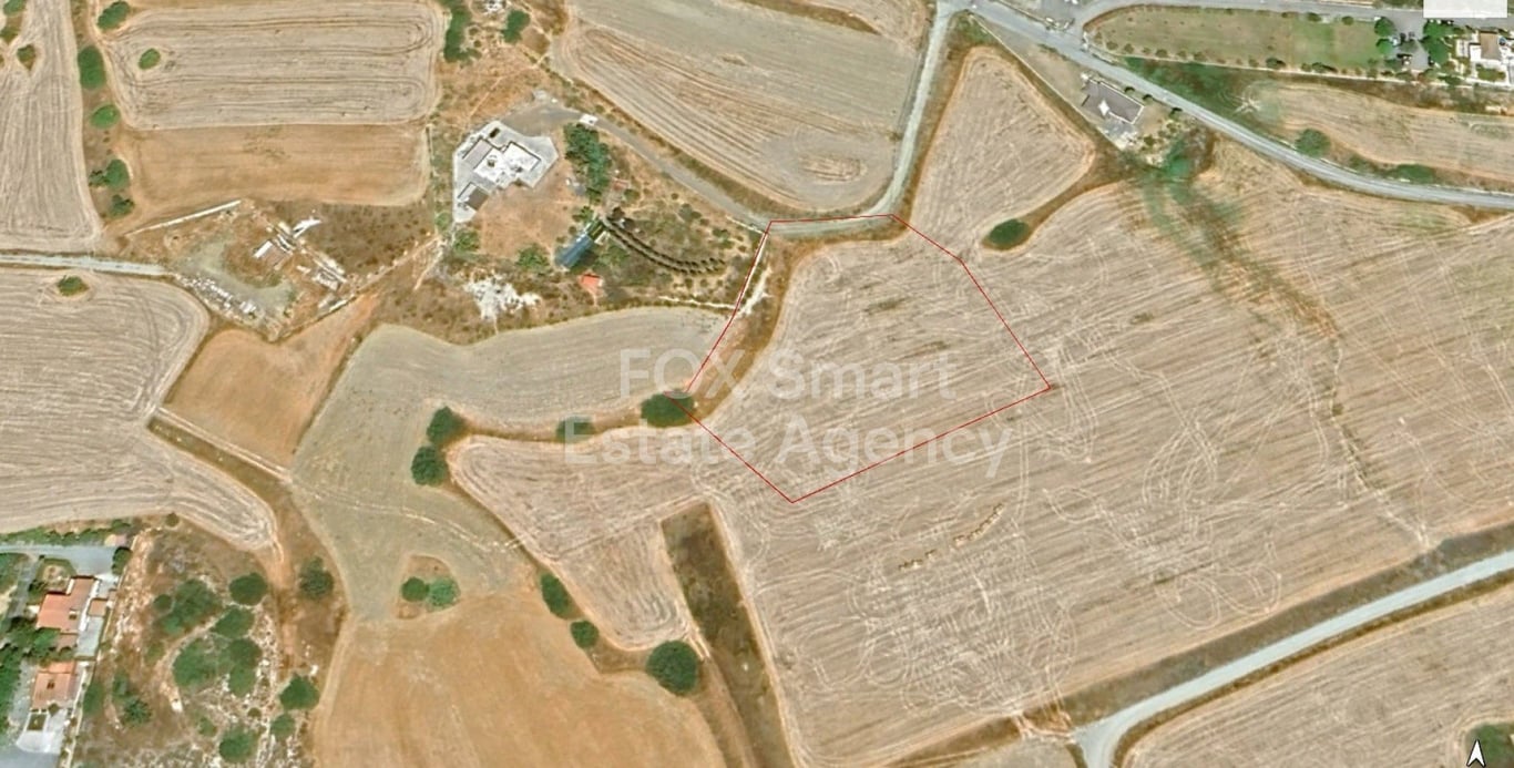Land in Moni