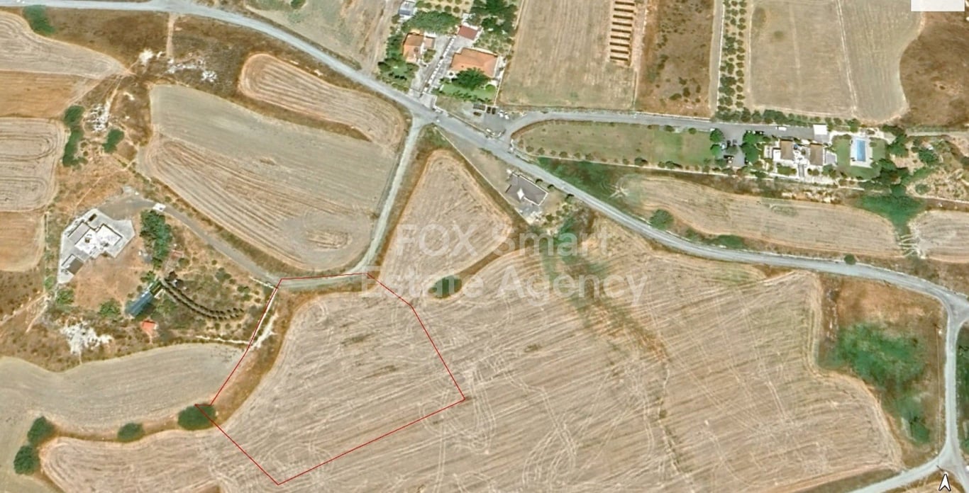 Land in Moni - Image 2