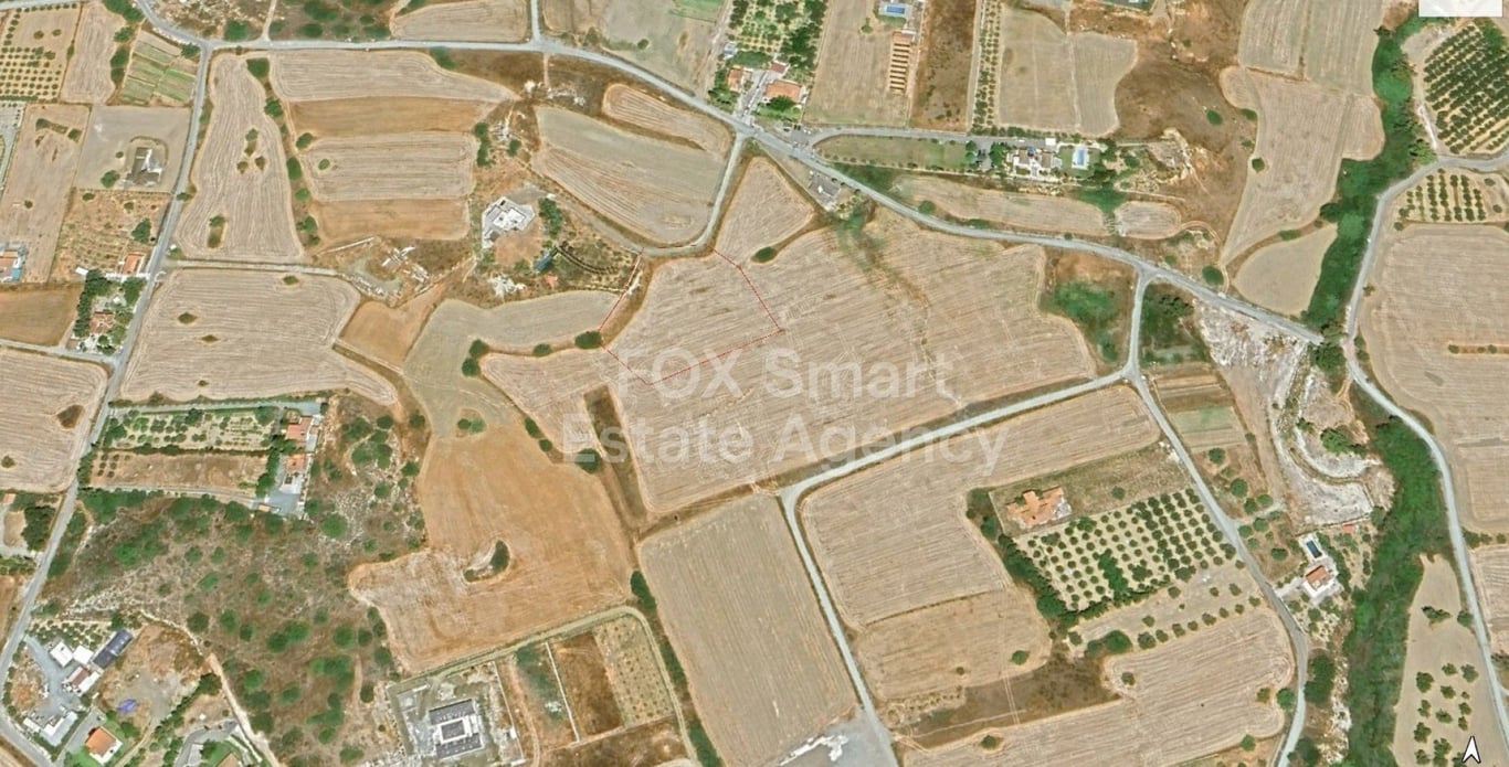 Land in Moni - Image 3