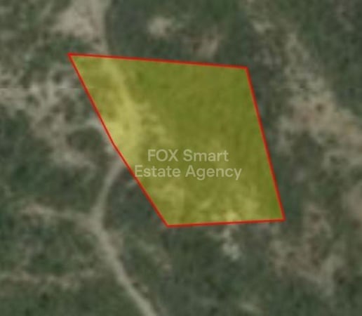 Land in Kato Pyrgos - view 1