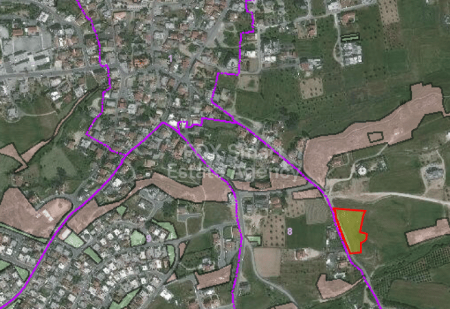 Land in Geri - view 1