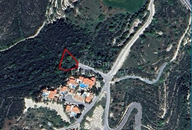 Land in Tsada - view 1