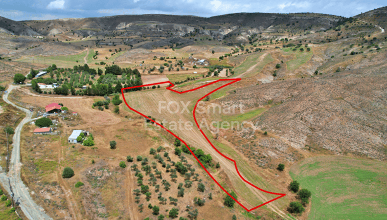 Land in Larnaca - view 1