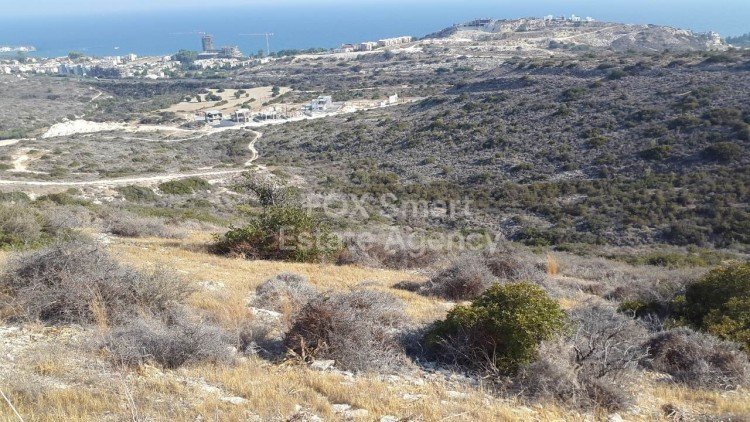 Land in Agios Tychon - view 1