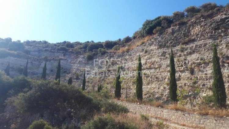 Land in Souskiou - view 1