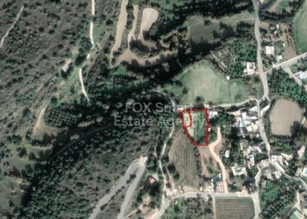 Land in Pano Akourdaleia - view 1