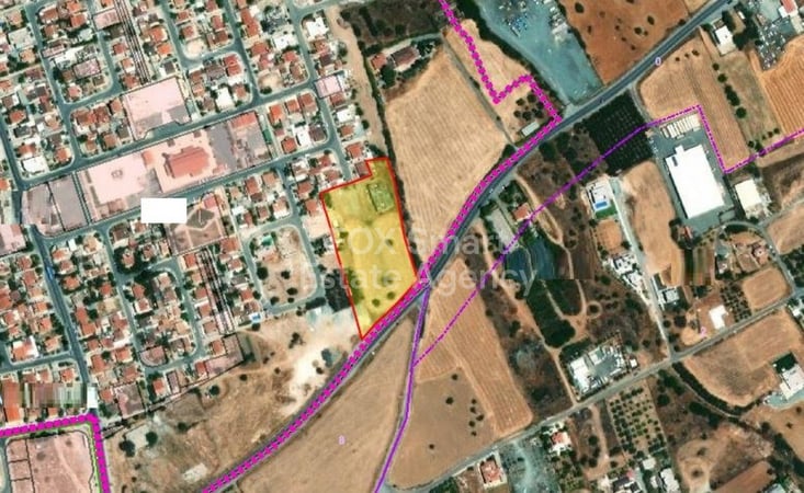 Land in Kolossi - view 1