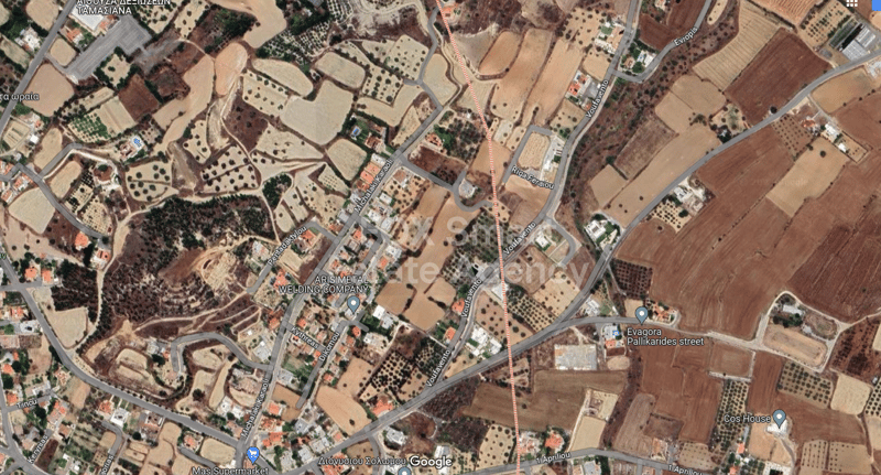 Land in Pera - view 1