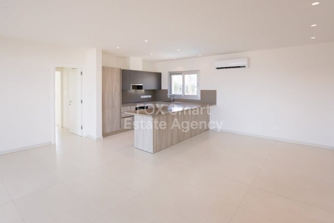 Apartment in Saint Paraskevi - view 1
