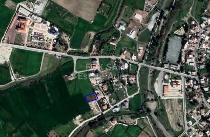 Land in Episkopeio - view 1