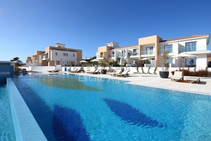 House in Yeroskipou - view 1