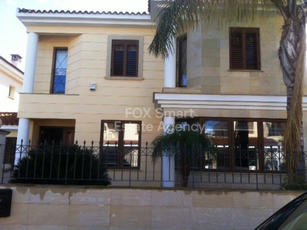 House in Strovolos - view 1