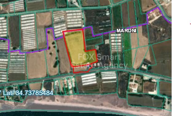 Land in Maroni - view 1