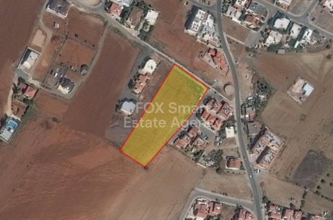 Land in Lakatamia - view 1